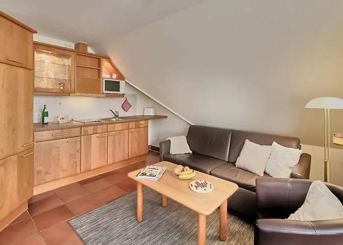 Elbstrom, 27 شقة *